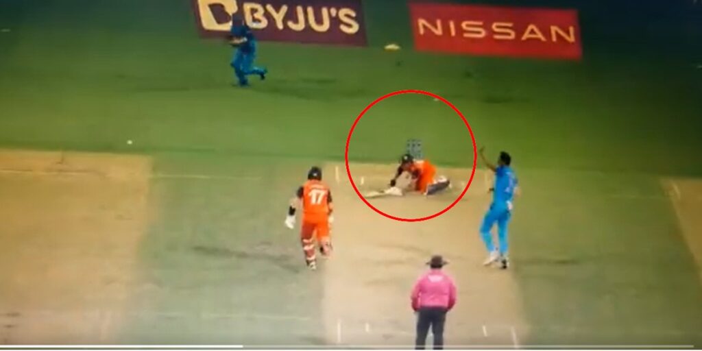 Netherlands Batsman Upside Down