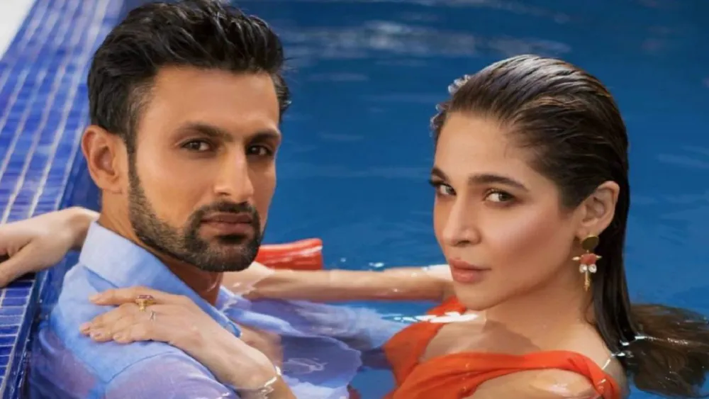 Shoaib Malik And Ayesha Omar Photoshoot