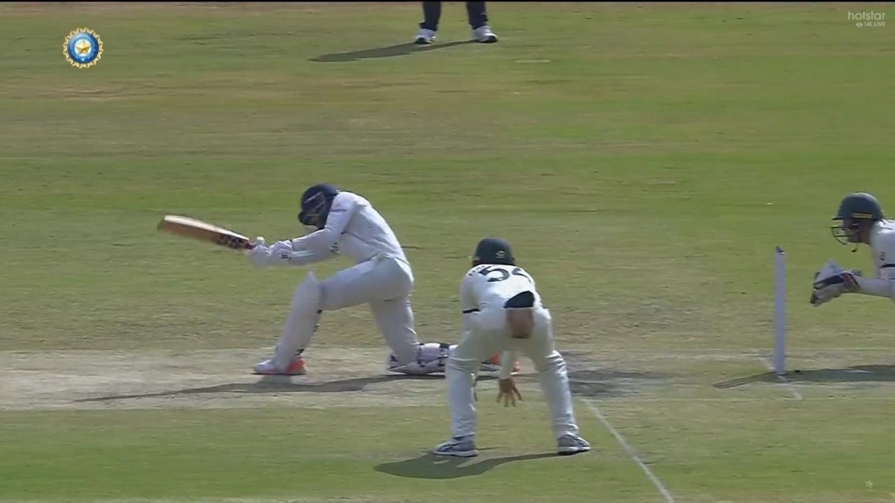 KS Bharat Hit Leon Ball For A Six