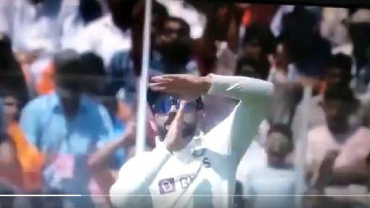 Virat Kohli Confuses Steve Smith